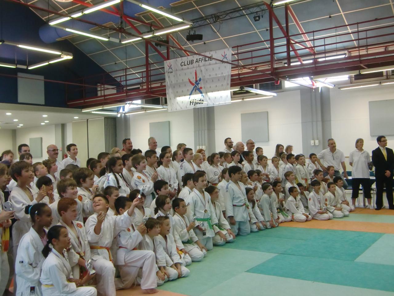Ensemble des compétiteurs du matin pour la remise des prix